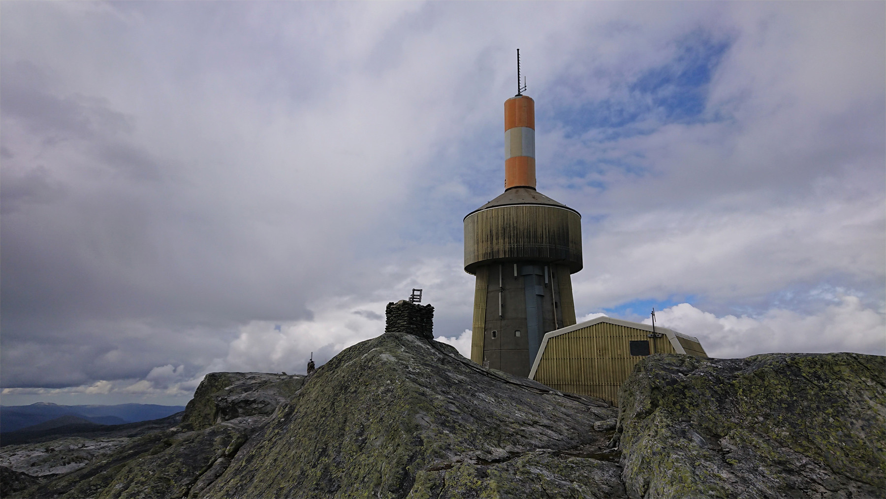 Lønahorgi